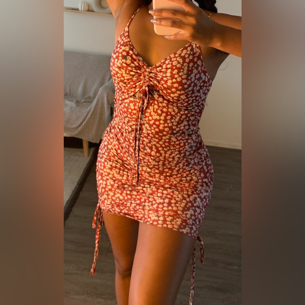 Floral ruched midi